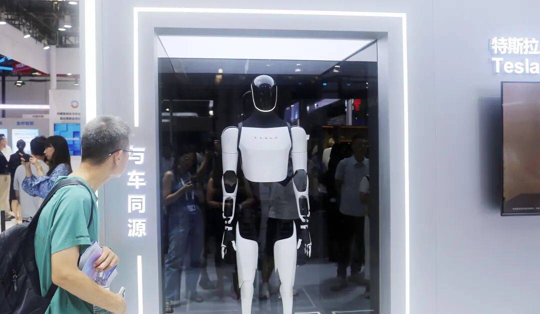 机器人因「手」再次延期;理想回应 MEGA 起火事件 极客早知道开元ky棋牌ChatGPT 上线「公司知识库」;Optimus(图2) 机器人因「手」再次延期;理想回应 MEGA 起火事件 极客早知道开元ky棋牌ChatGPT 上线「公司知识库」;Optimus(图2)